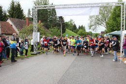 Cvite.sk - Nult ronk beeckch pretekov o pohr starostu obce Vlachy 23.05.2015